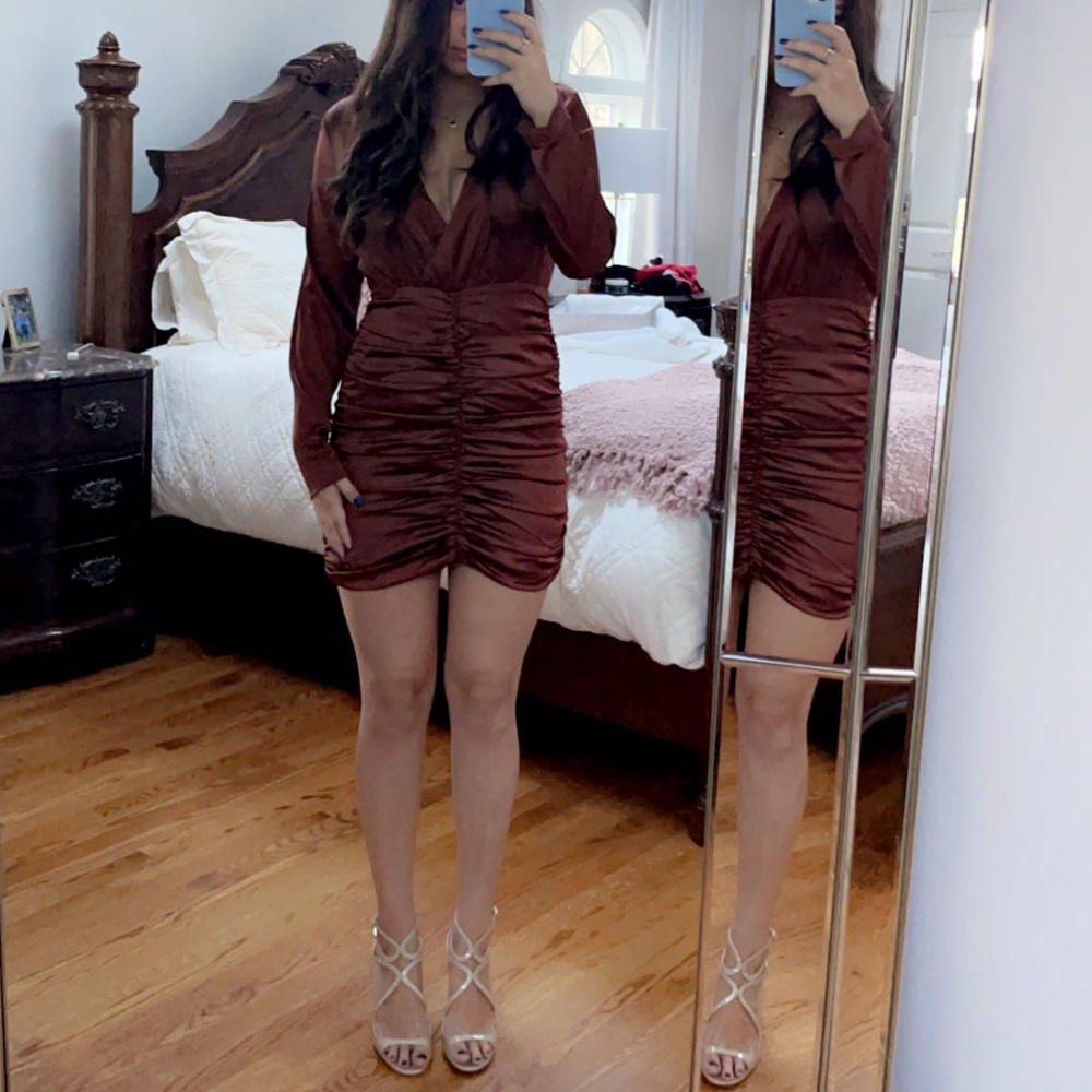 SEXY LONG SLEEVED ROUCHED SILK DRESS